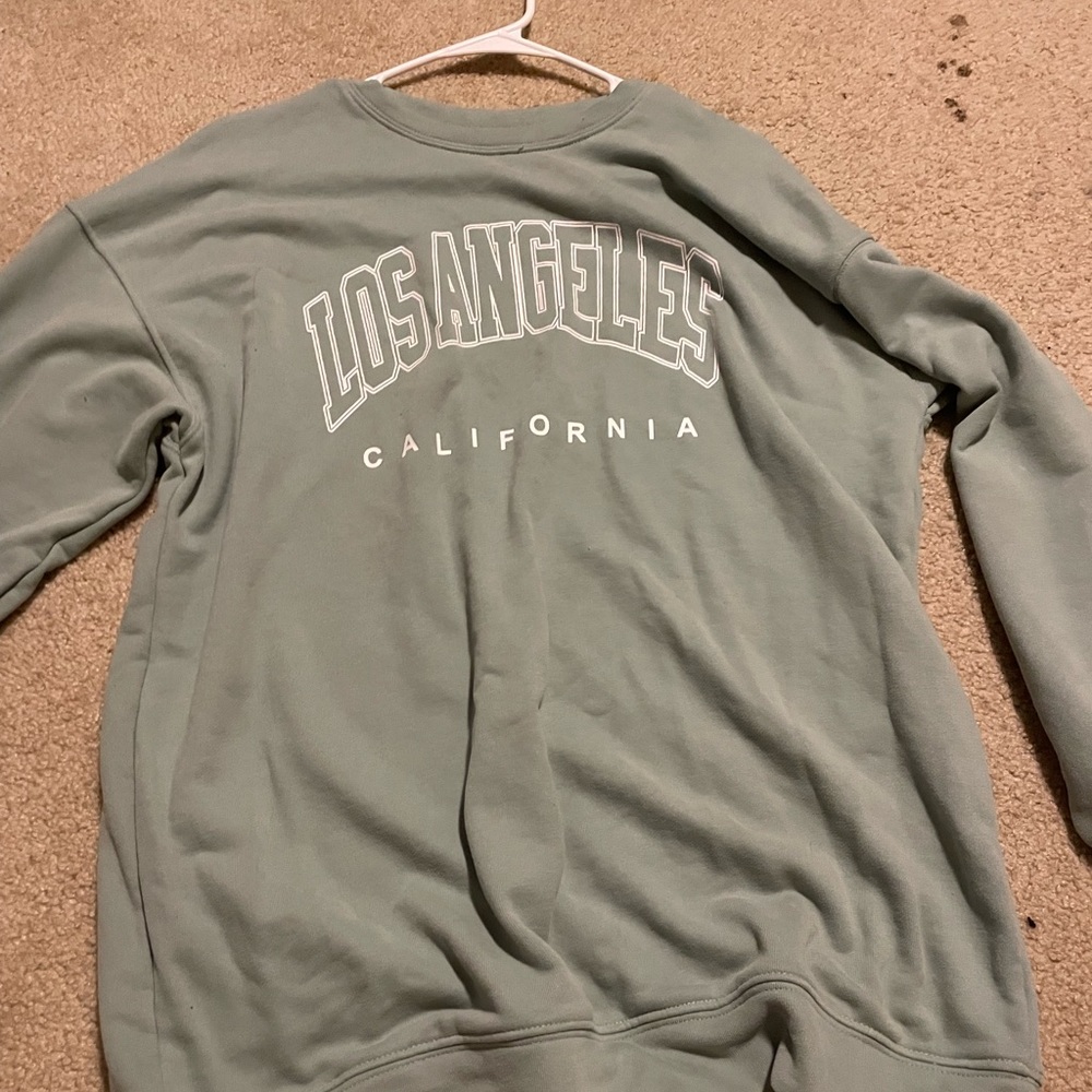 los Angeles oversized crewneck